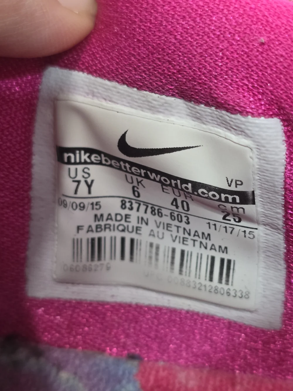 Nike kd aunt